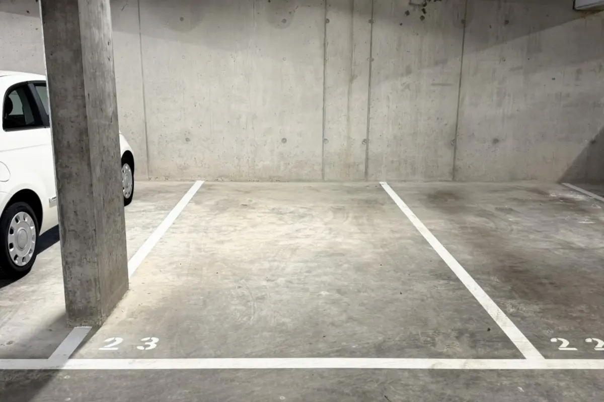 Parking / garage à vendre à Scherpenheuvel-Zichem 3270 25000.00€  chambres m² - Annonce 728155