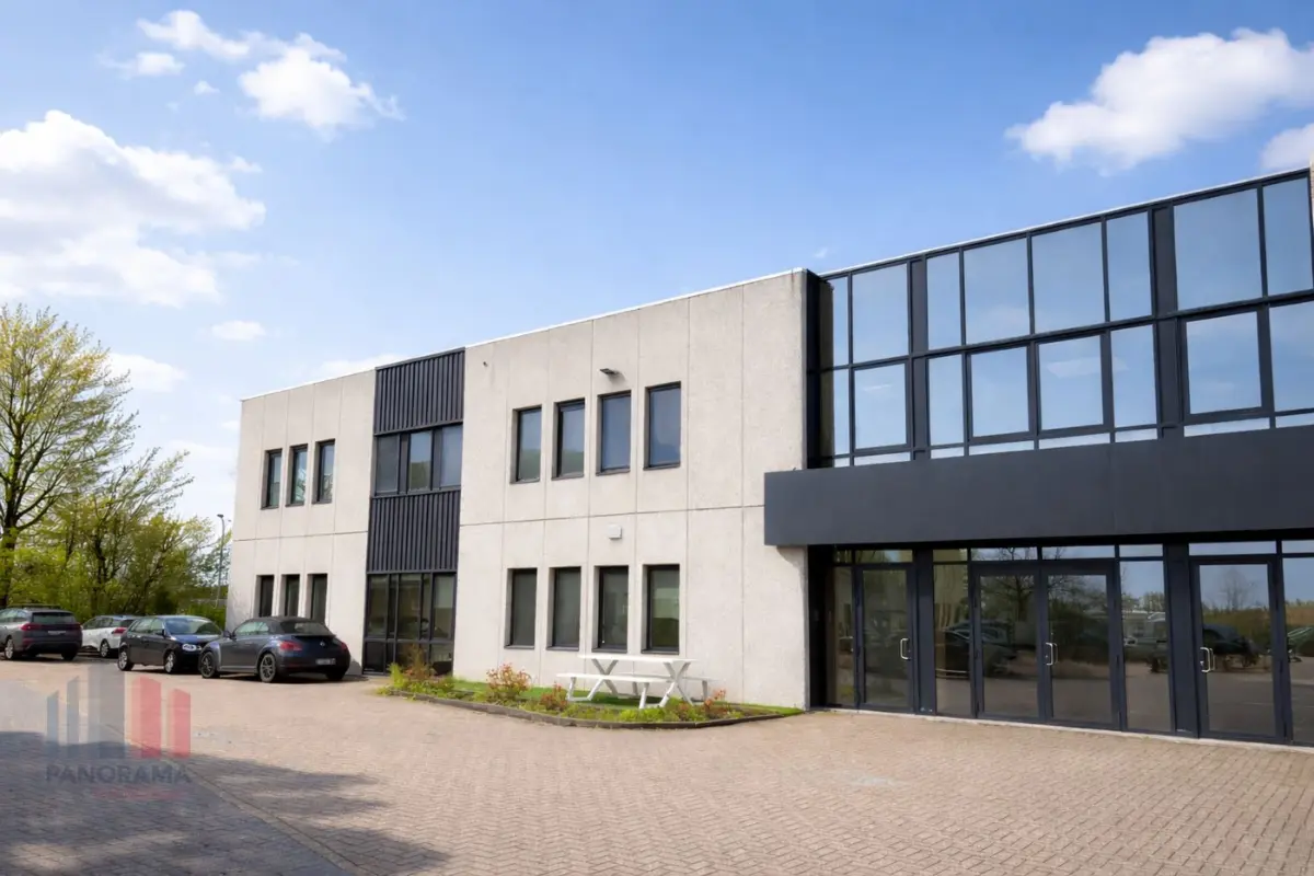 Handelszaak te  huur in Zellik 1731 2682.00€  slaapkamers 239.00m² - Zoekertje 728690
