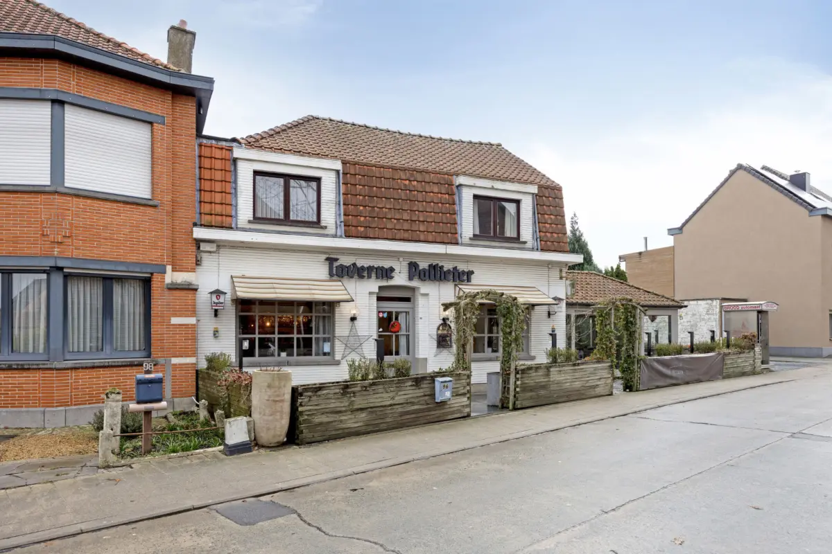 Mixgebouw te  koop in Sint-Katherina-Lombeek 1742 375000.00€ 5 slaapkamers 400.00m² - Zoekertje 729897