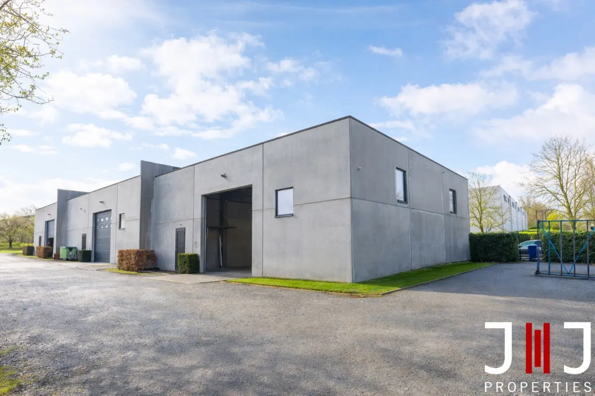 Commerce à louer à Perwez 1360 1200.00€  chambres 220.00m² - Annonce 731041