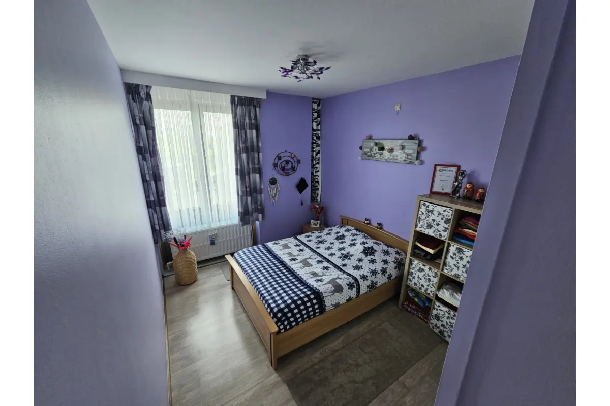 Appartement te  koop in Sint-Pieters-Leeuw 1600 325000.00€ 2 slaapkamers 99.00m² - Zoekertje 730824
