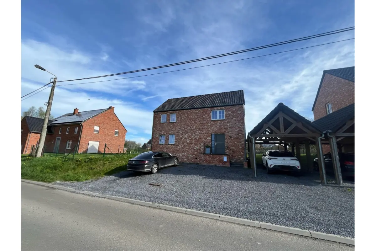 Huis te  huur in Piétrain 1370 1450.00€ 3 slaapkamers 130.00m² - Zoekertje 732187