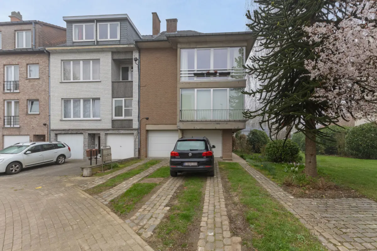 Huis te  koop in Hal 1500 465000.00€ 6 slaapkamers 300.00m² - Zoekertje 732568