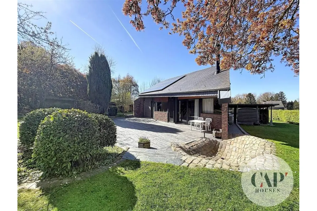 Huis te  koop in Zittert-Lummen 1370 495000.00€ 3 slaapkamers 150.00m² - Zoekertje 732419