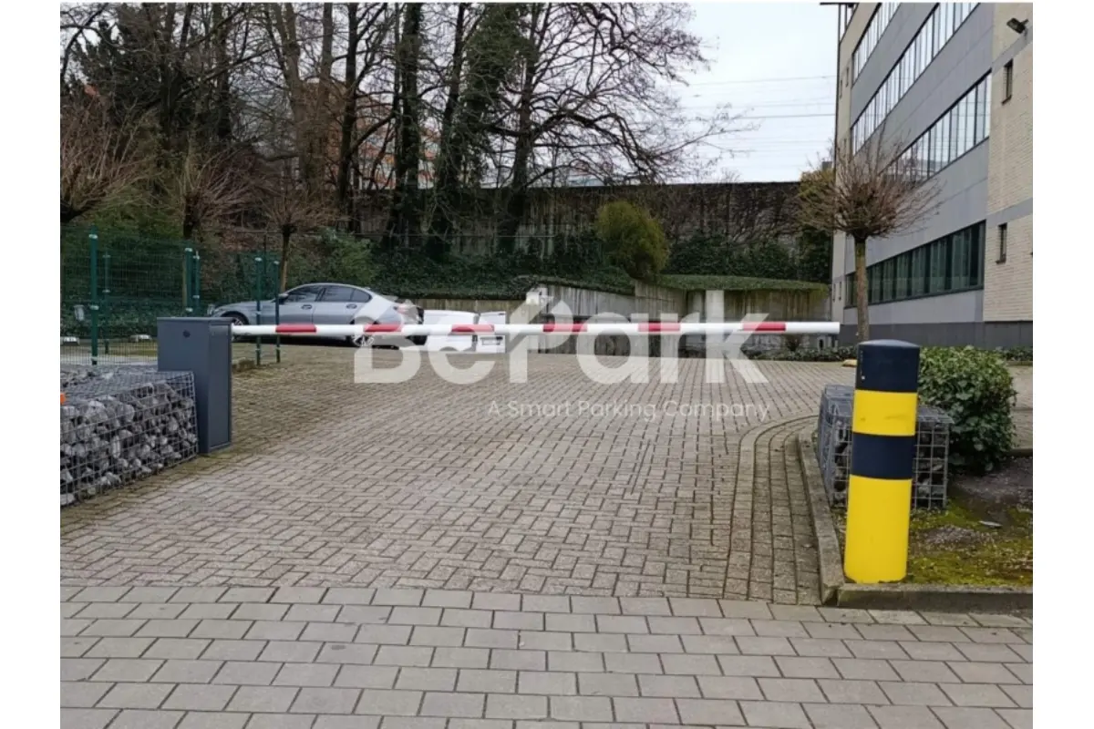 Parking à louer à Diegem 1831 150.00€  chambres m² - Annonce 732548