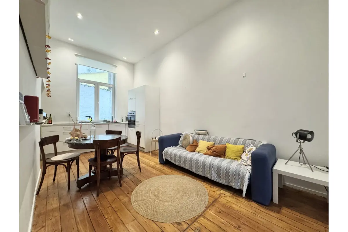 Duplex à  à Ixelles 1050 1300.00€ 2 chambres 85.00m² - Annonce 735426