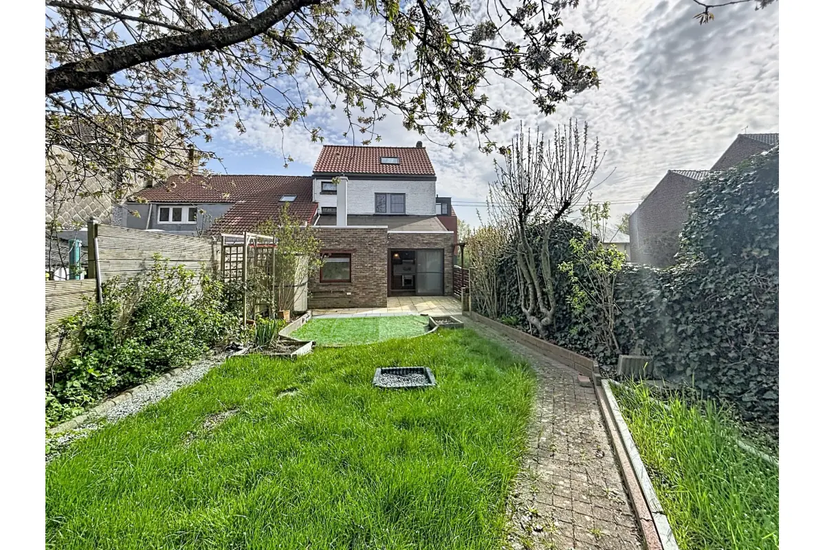 Maison à vendre à Dilbeek 1700 395000.00€ 4 chambres 160.00m² - Annonce 735050