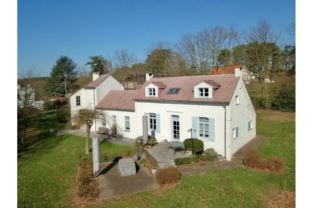 Maison à vendre à Braine-le-Château 1440 895000.00€ 5 chambres 285.00m² - Annonce 736096