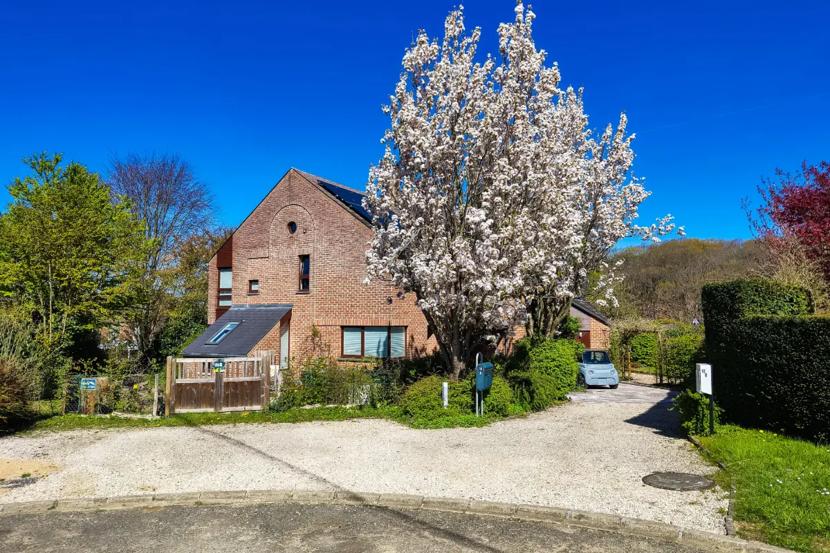 Huis te  koop in Waver 1300 935000.00€ 5 slaapkamers 260.00m² - Zoekertje 735961