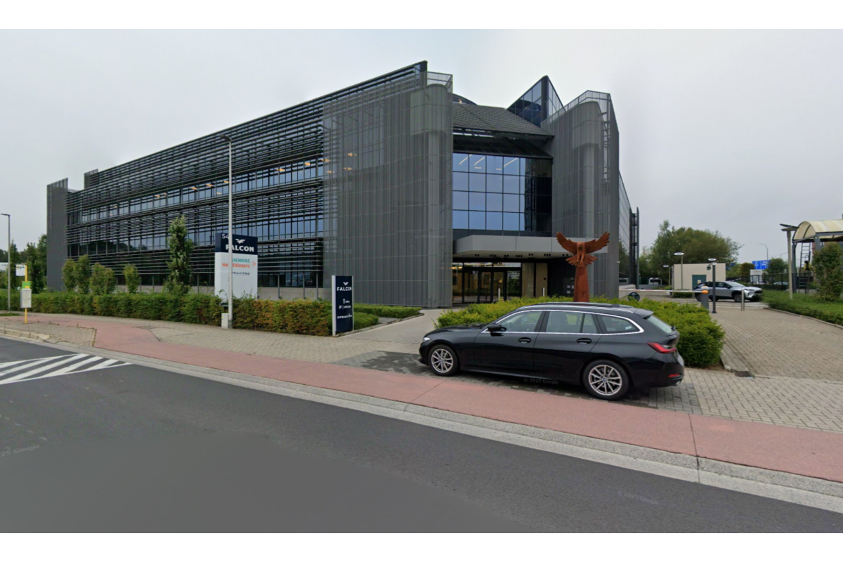 Commerce à louer à Grand-Bigard 1702 0.00€  chambres 450.00m² - Annonce 736803