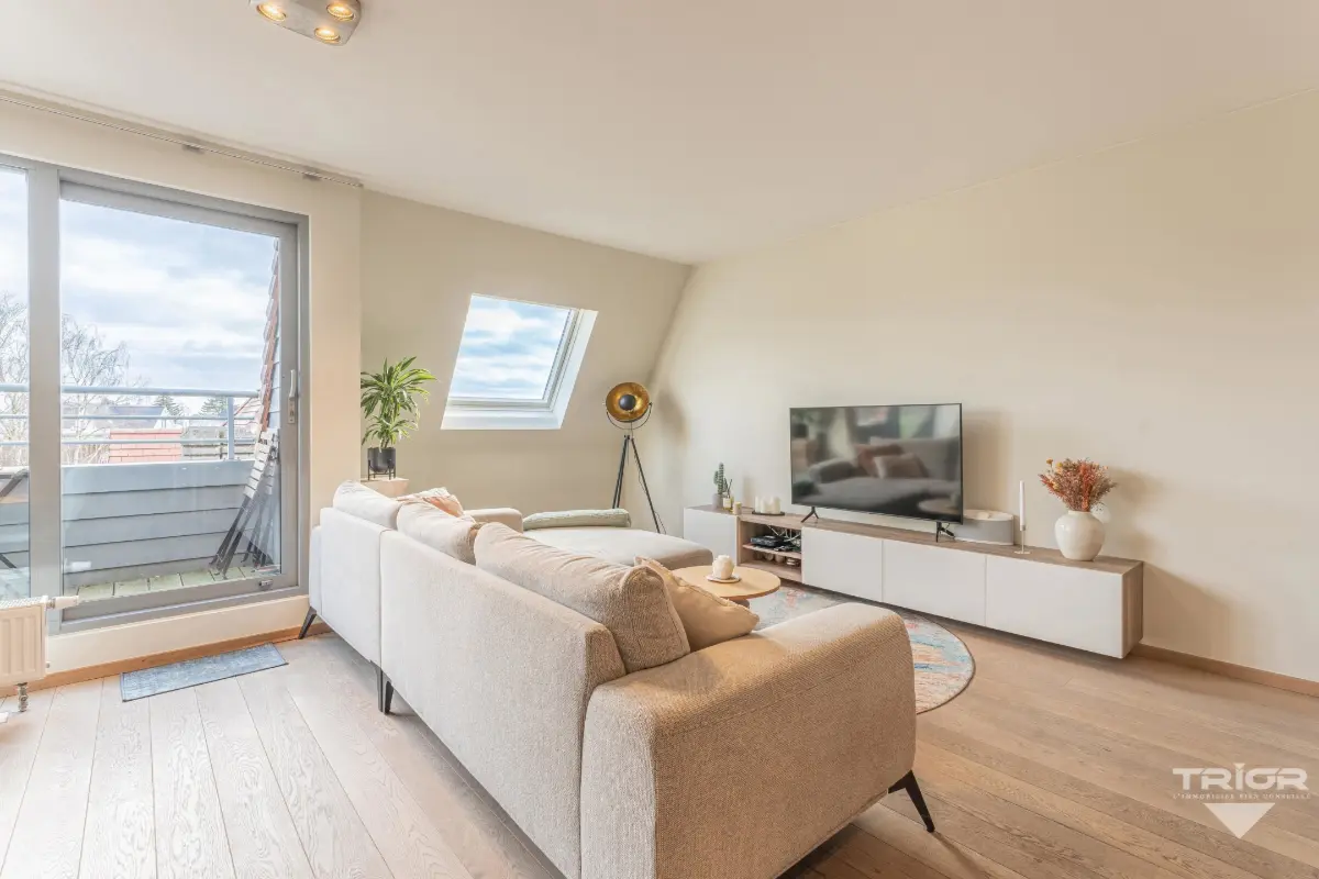 Appartement te  huur in Waterloo 1410 1250.00€ 2 slaapkamers 110.00m² - Zoekertje 738252