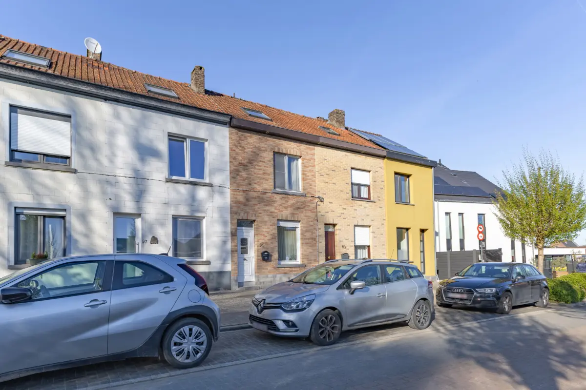 Huis te  koop in Lembeek 1502 265000.00€ 3 slaapkamers 110.00m² - Zoekertje 738816