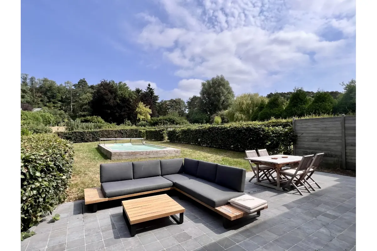 Huis te  huur in Bonlez 1325 2090.00€ 5 slaapkamers 180.00m² - Zoekertje 738388