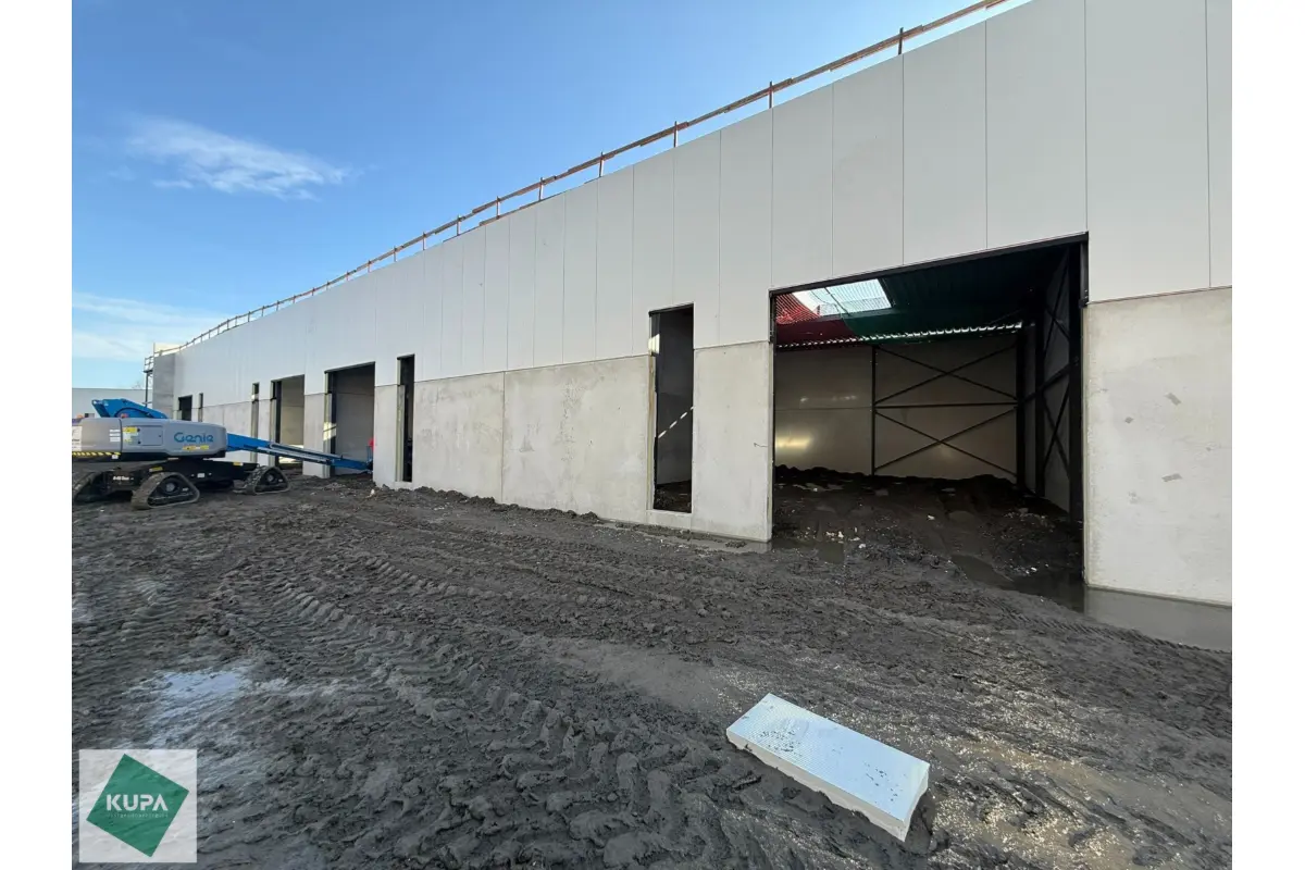 Commerce à louer à Lembeek 1502 1400.00€  chambres 216.00m² - Annonce 739755