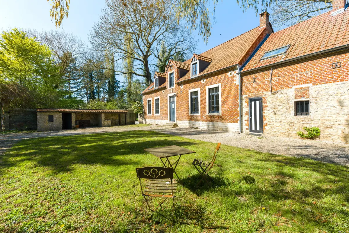 Huis te  koop in Bevekom 1320 1100000.00€ 5 slaapkamers 350.00m² - Zoekertje 739198