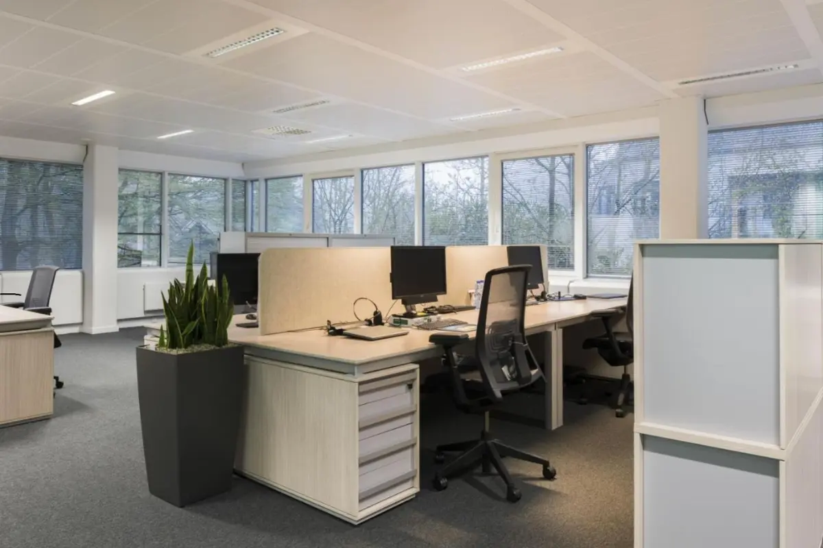 Handelszaak te  huur in Strombeek-Bever 1853 3358.00€  slaapkamers 310.00m² - Zoekertje 740842