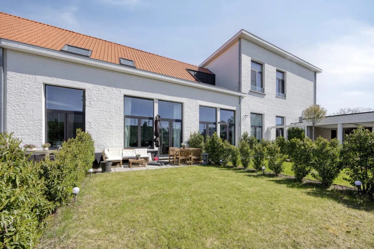 Appartement te  koop in Sint-Pieters-Leeuw 1600 479000.00€ 2 slaapkamers 95.00m² - Zoekertje 740665
