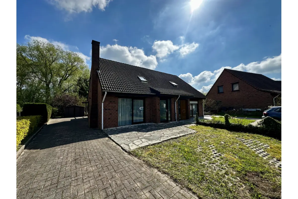 Huis te  in Edingen 7850 1050.00€ 3 slaapkamers 100.00m² - Zoekertje 740360