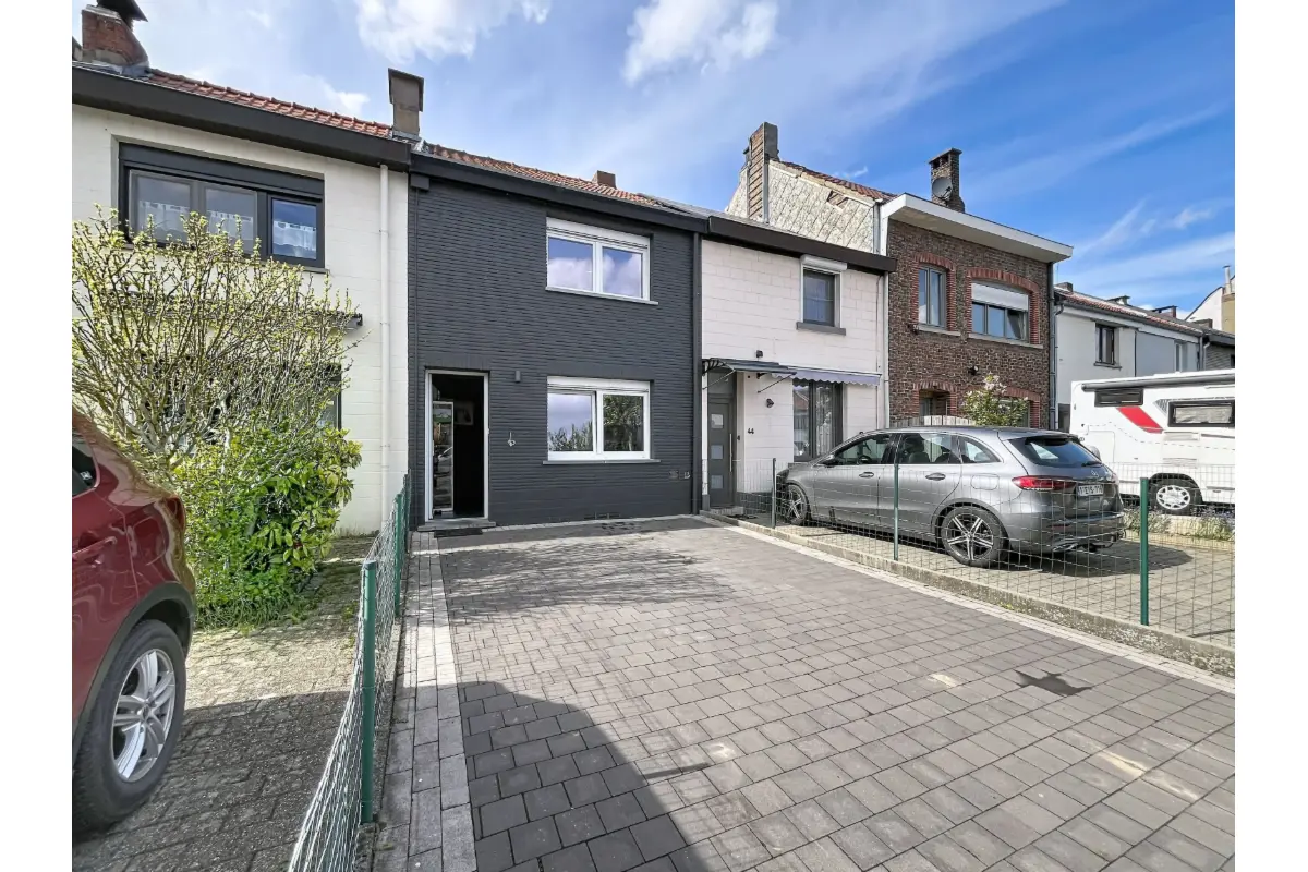 Huis te  koop in Beersel 1650 348000.00€ 3 slaapkamers 118.00m² - Zoekertje 741620