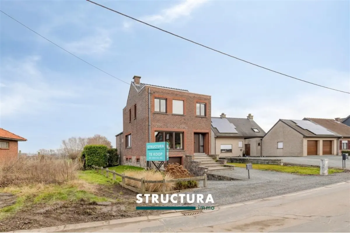 Huis te  in Merchtem 1785 369000.00€ 3 slaapkamers 150.00m² - Zoekertje 741842