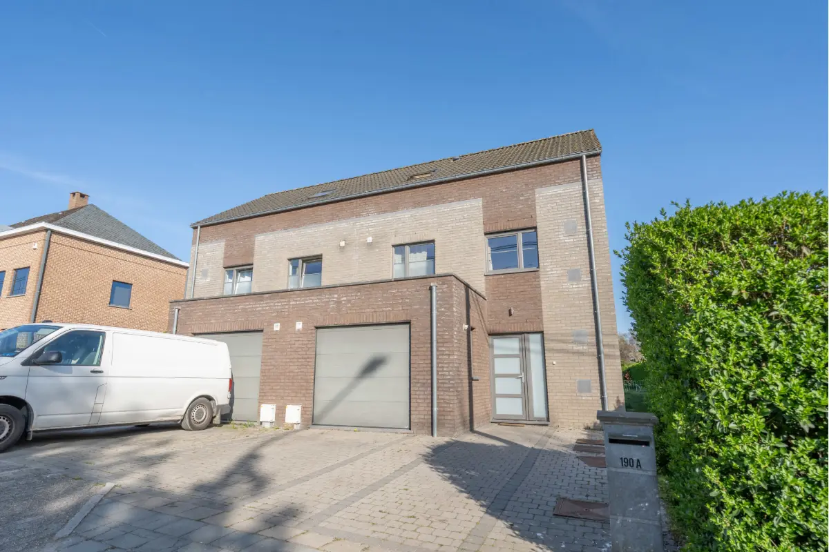 Maison à louer à Nivelles 1400 1695.00€ 4 chambres 185.00m² - Annonce 742312