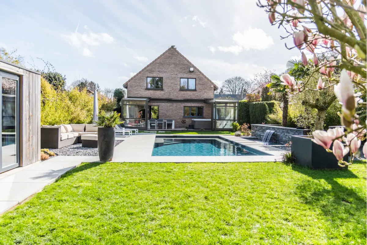 Immeuble mixte à vendre à Waterloo 1410 1050000.00€  chambres 295.00m² - Annonce 742192