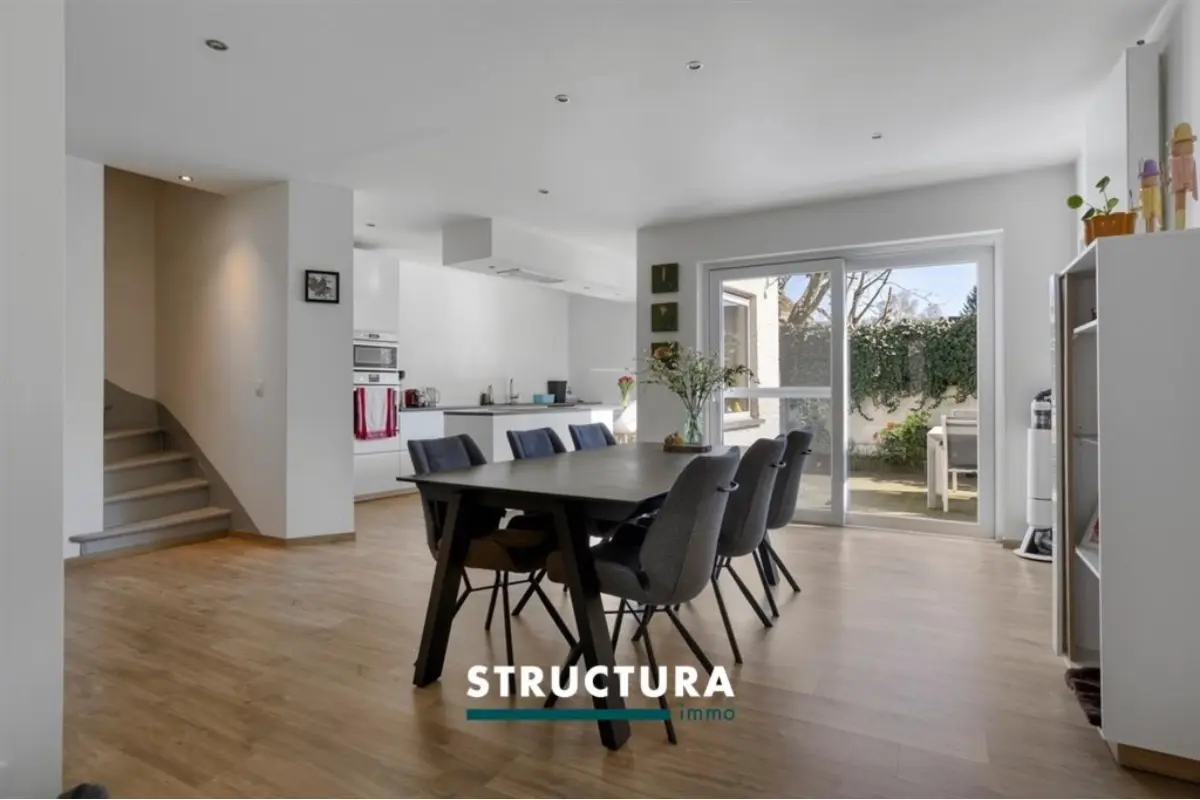 Huis te  in Merchtem 1785 448000.00€ 4 slaapkamers 268.00m² - Zoekertje 743538