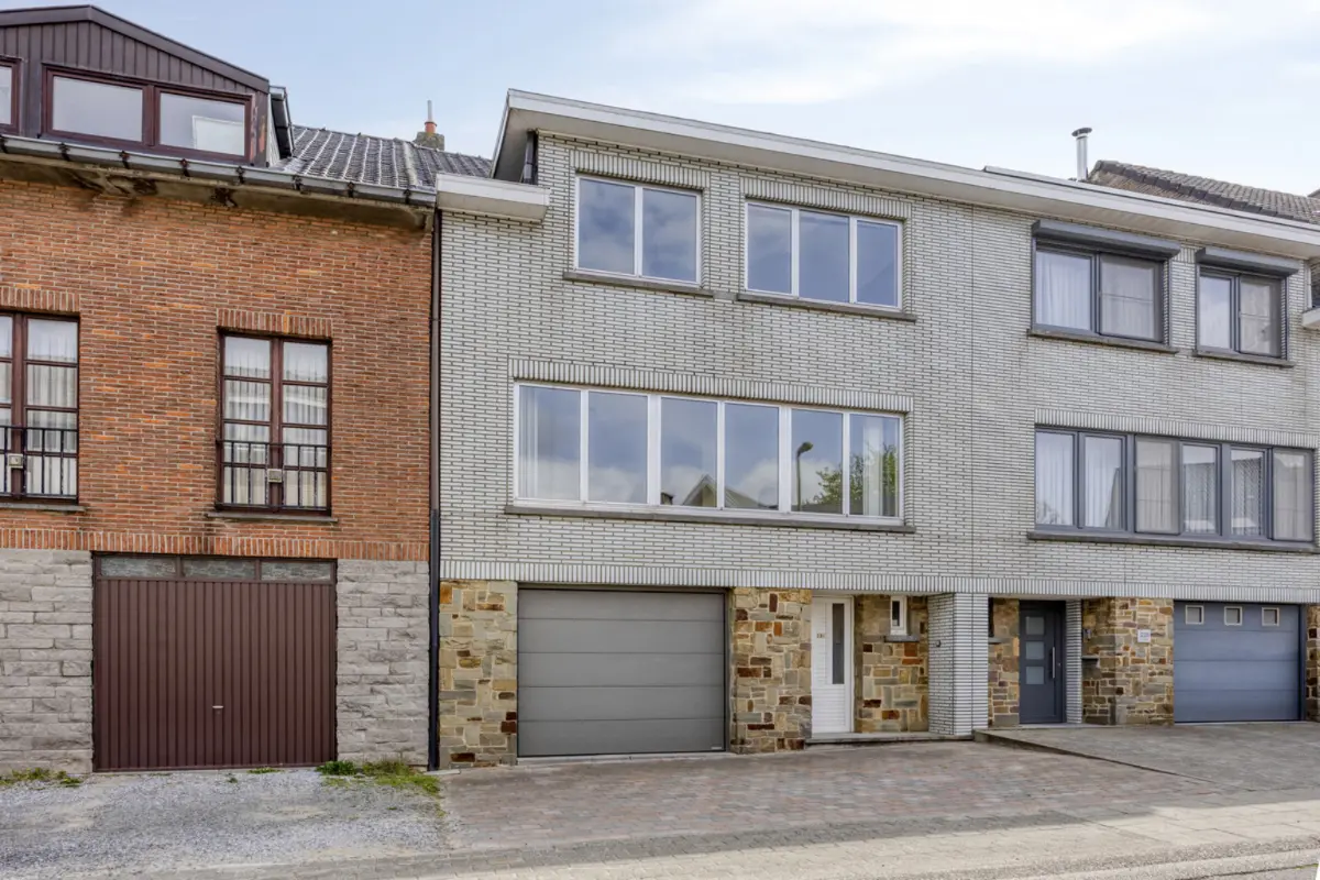 Huis te  koop in Zellik 1731 415000.00€ 3 slaapkamers 186.00m² - Zoekertje 743149