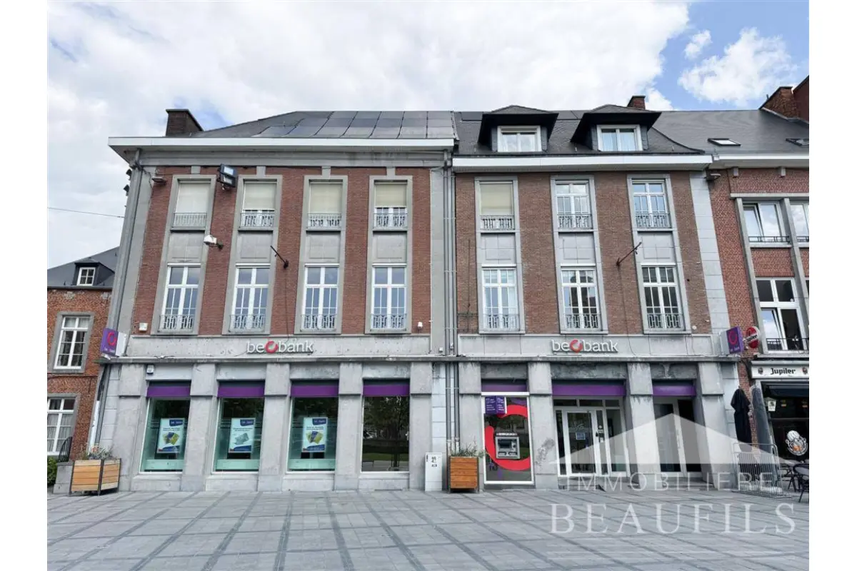 Appartement te  huur in Nijvel 1400 1250.00€ 3 slaapkamers 200.00m² - Zoekertje 743251