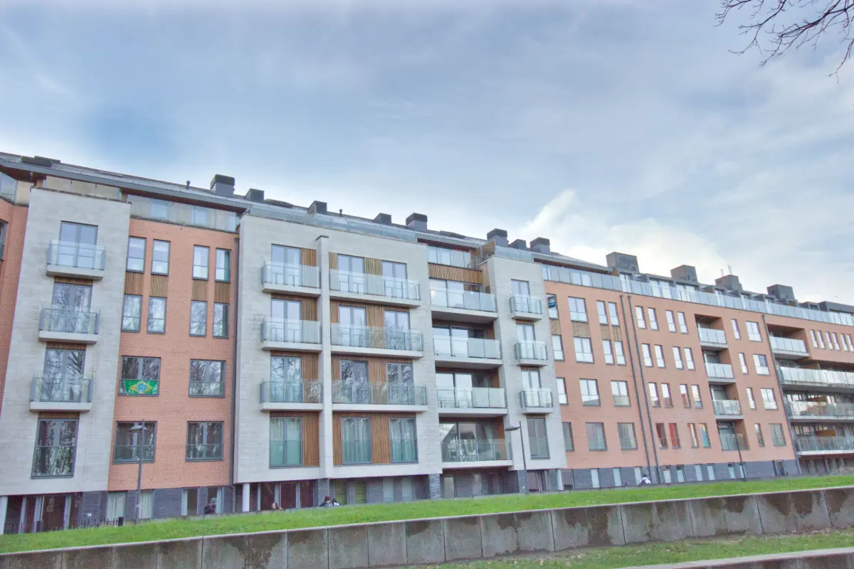 Appartement te  huur in Louvain-la-Neuve 1348 1450.00€ 3 slaapkamers 110.00m² - Zoekertje 743055