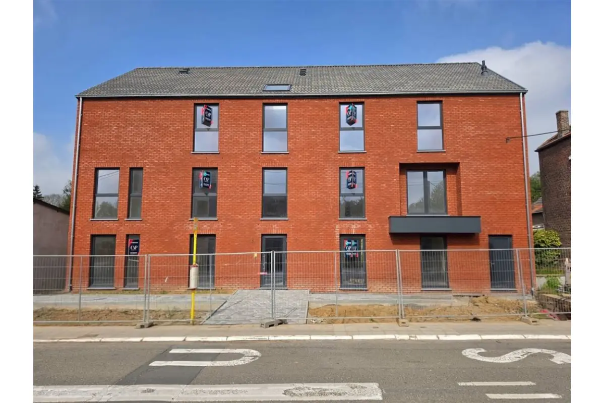 Appartement te  koop in Neerheylissem 1357 295000.00€ 2 slaapkamers 108.00m² - Zoekertje 742694