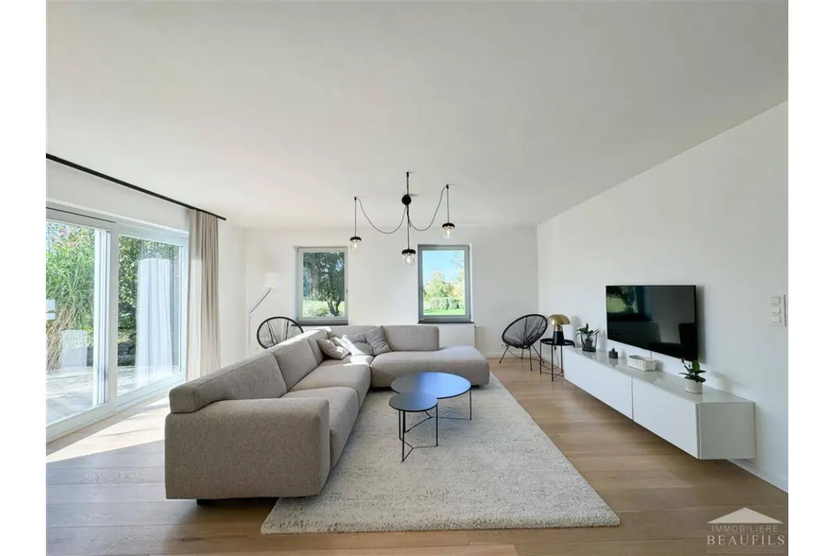Maison à louer à Nivelles 1400 1700.00€ 3 chambres 193.00m² - Annonce 743830
