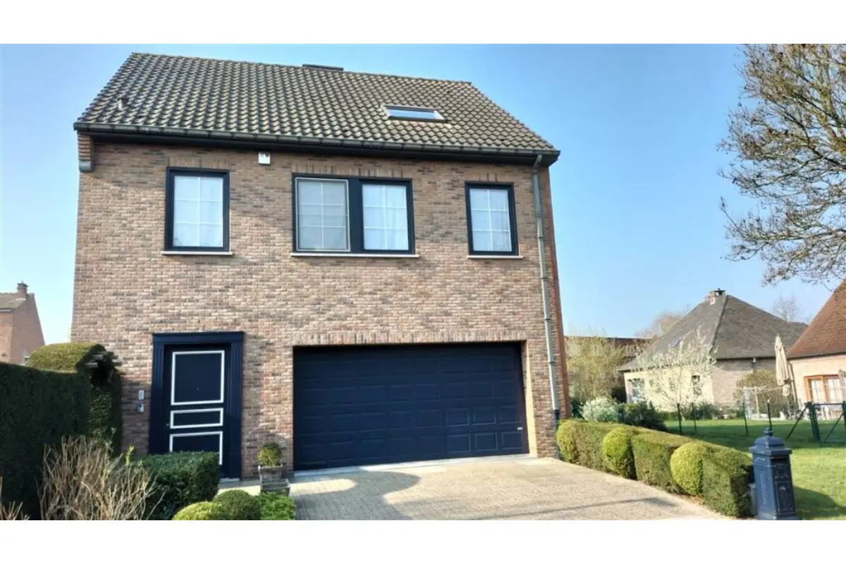 Maison à vendre à Halle 1500 595000.00€ 3 chambres 232.00m² - Annonce 744129