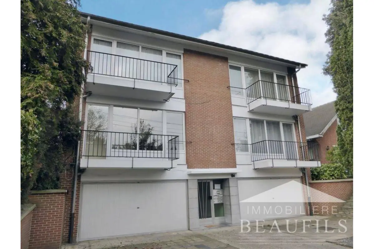 Appartement te  in Nijvel 1400 950.00€ 3 slaapkamers 92.00m² - Zoekertje 743824