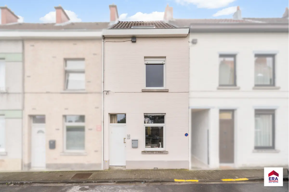 Huis te  koop in Sint-Pieters-Leeuw 1600 320000.00€ 3 slaapkamers 117.33m² - Zoekertje 743551