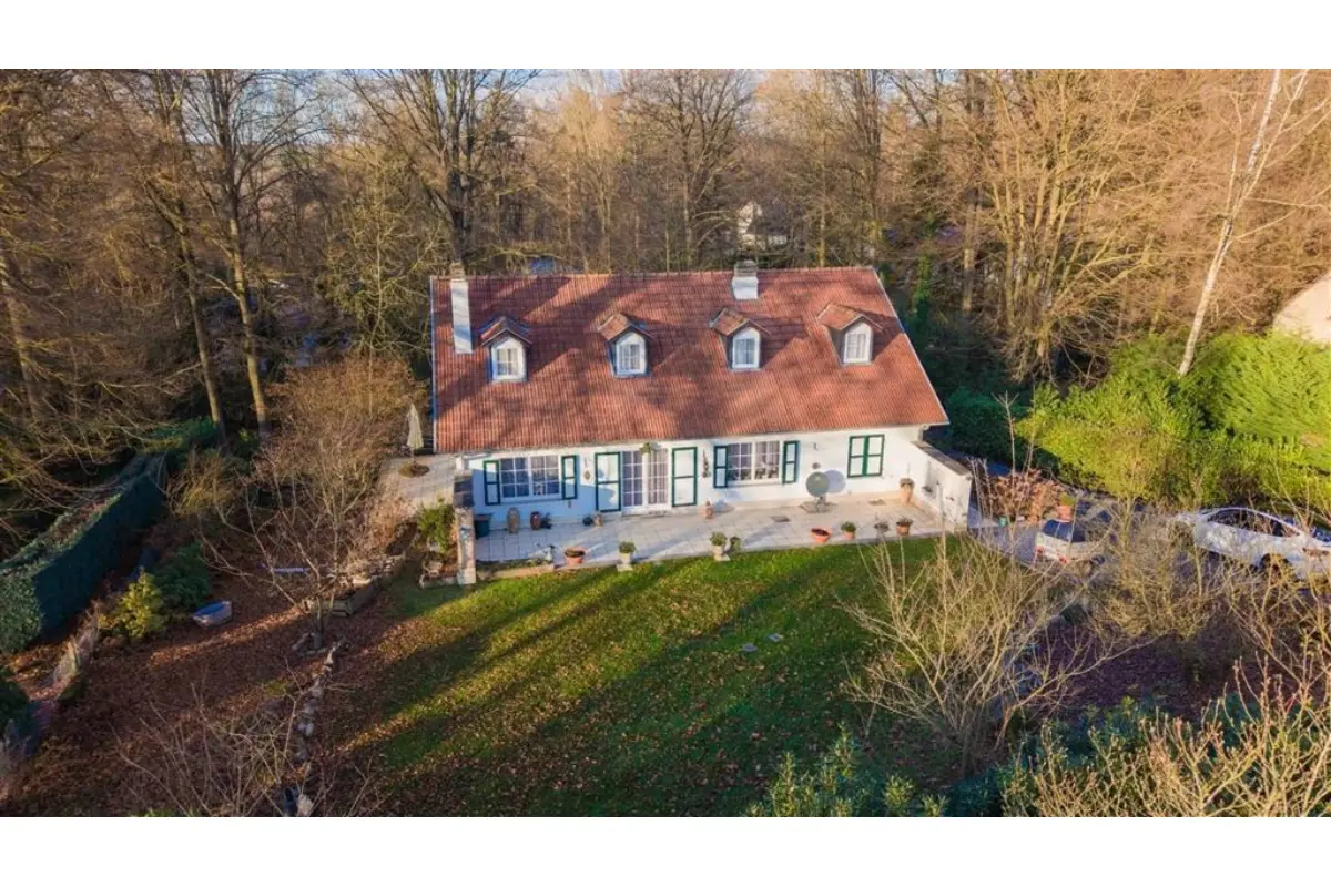 Maison à vendre à Genappe 1470 599000.00€ 5 chambres 260.00m² - Annonce 745004