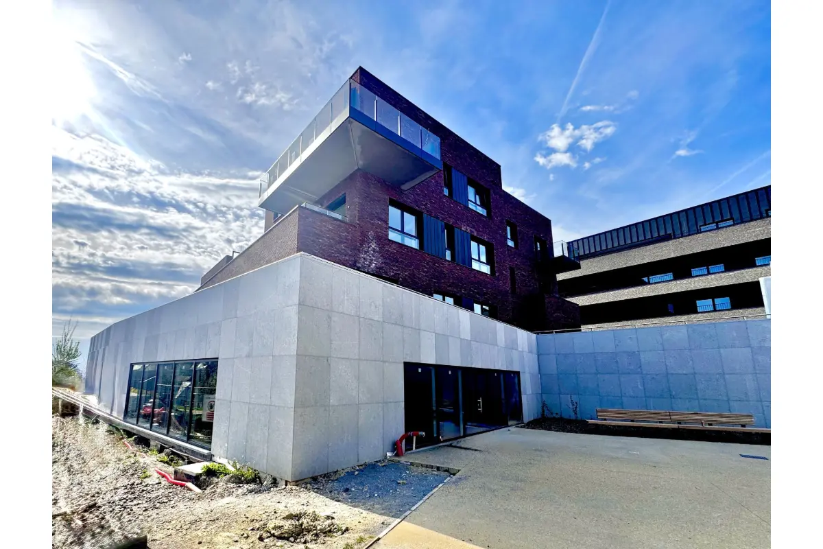 Commerce à vendre à Nivelles 1400 490000.00€  chambres 207.00m² - Annonce 744424