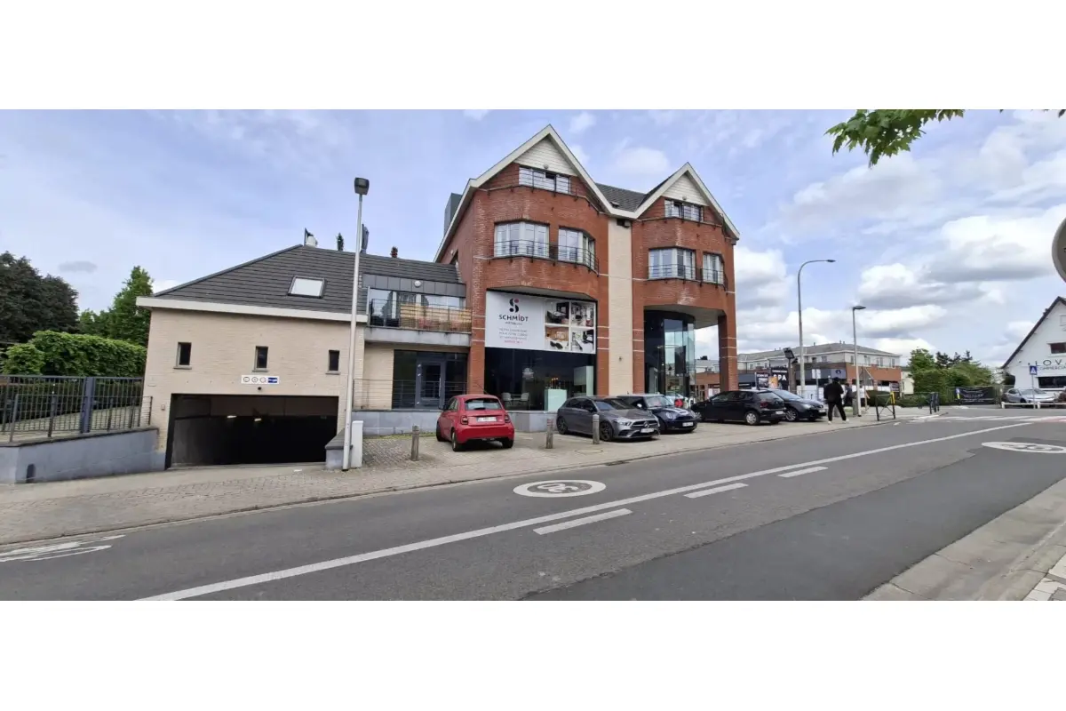 Parking te  koop in Waterloo 1410 25000.00€  slaapkamers m² - Zoekertje 744598