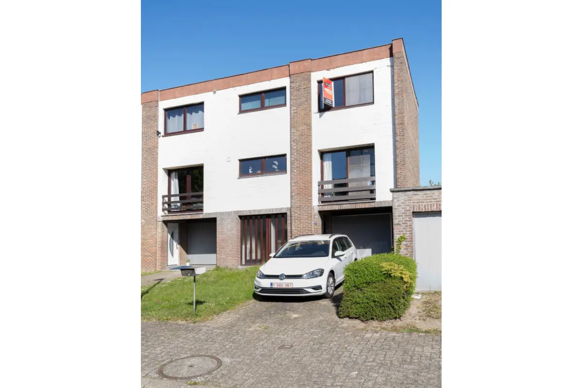 Maison à vendre à Lot 1651 325000.00€ 3 chambres 160.00m² - Annonce 744894