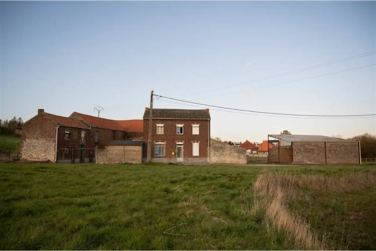 Handelszaak te  koop in Hoegaarden 3320 265000.00€ 3 slaapkamers m² - Zoekertje 744987