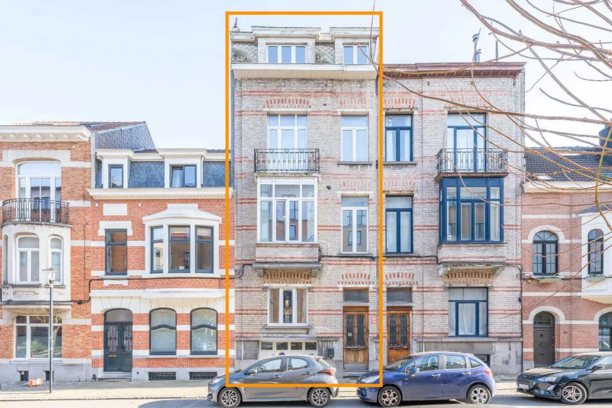 Appartementsgebouw te  in Elsene 1050 1125000.00€ 5 slaapkamers m² - Zoekertje 745879