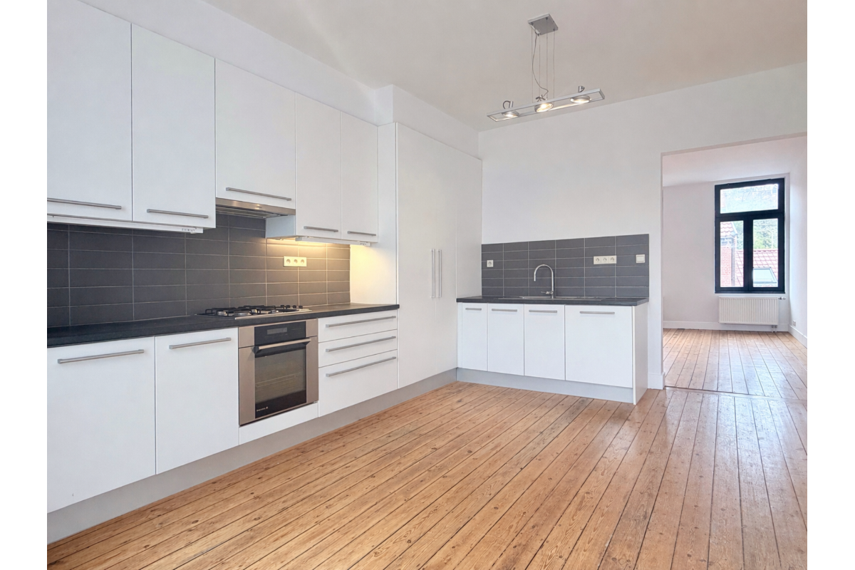Appartement à  à Rhode-Saint-Genese 1640 1200.00€ 2 chambres 110.00m² - Annonce 745534