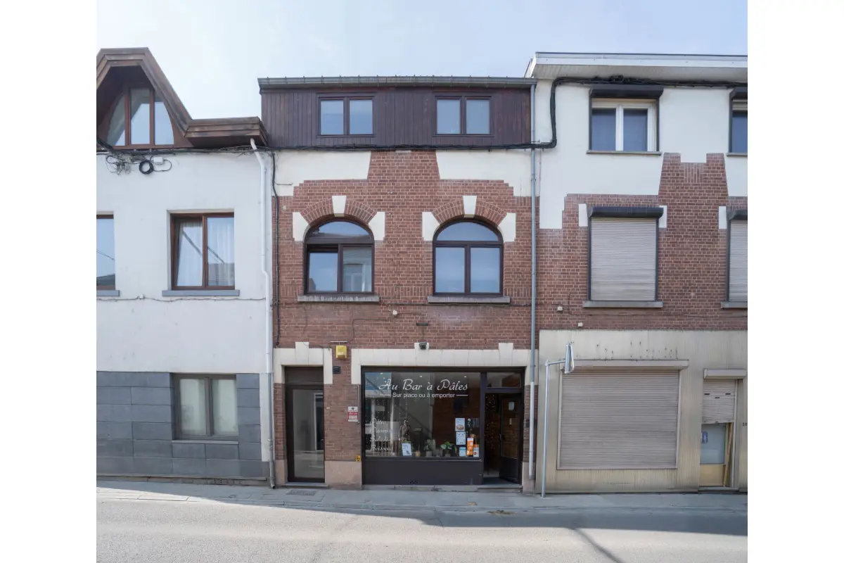 Appartement à louer à Court-Saint-Etienne 1490 800.00€ 1 chambres 70.00m² - Annonce 745366