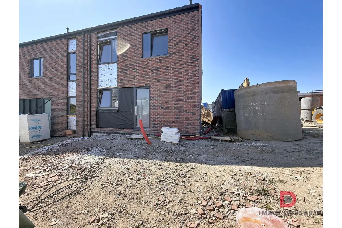Huis te  koop in Nijvel 1400 469000.00€ 3 slaapkamers 185.00m² - Zoekertje 745374