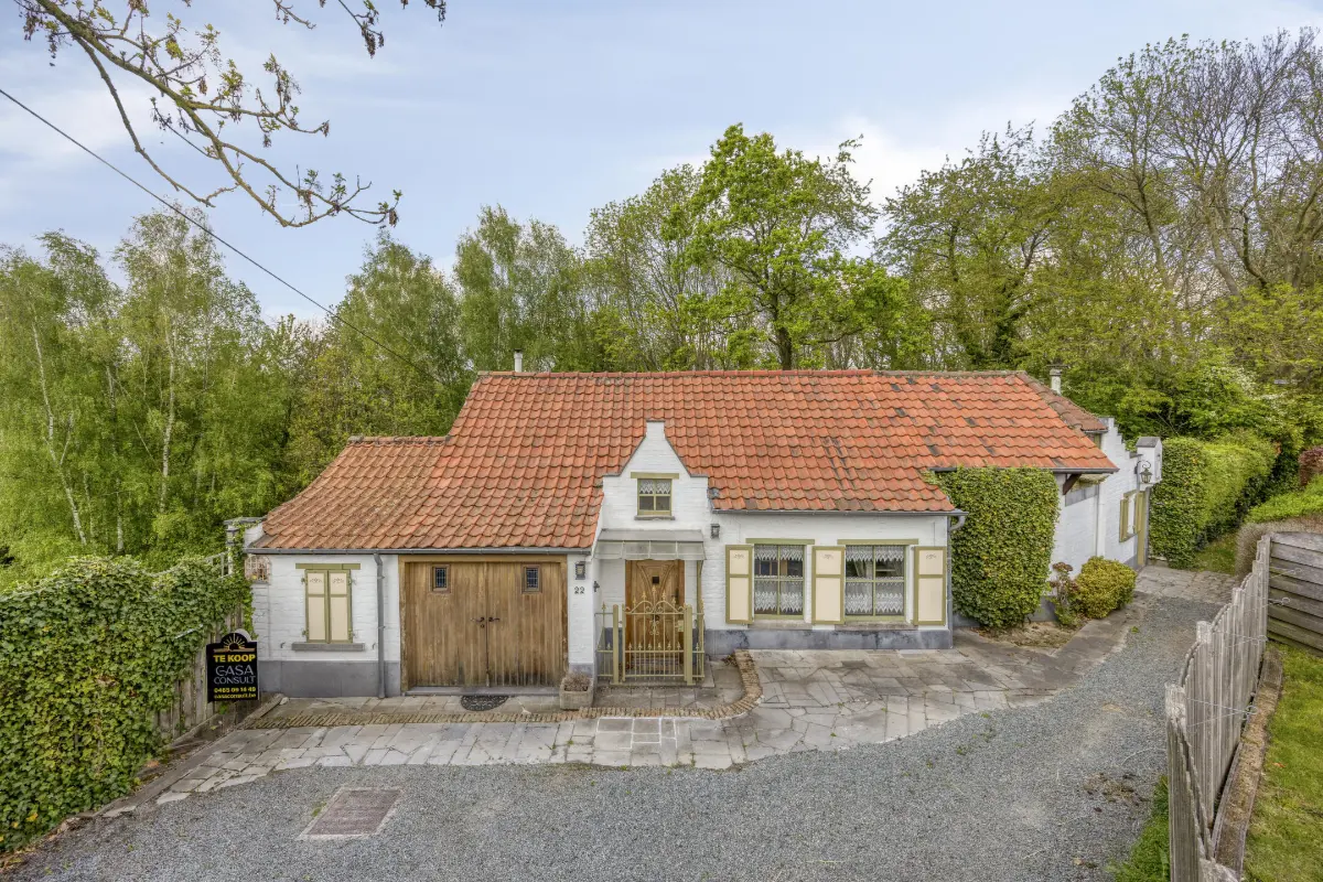 Huis te  koop in Roosdaal 1760 375000.00€ 2 slaapkamers 170.00m² - Zoekertje 746535
