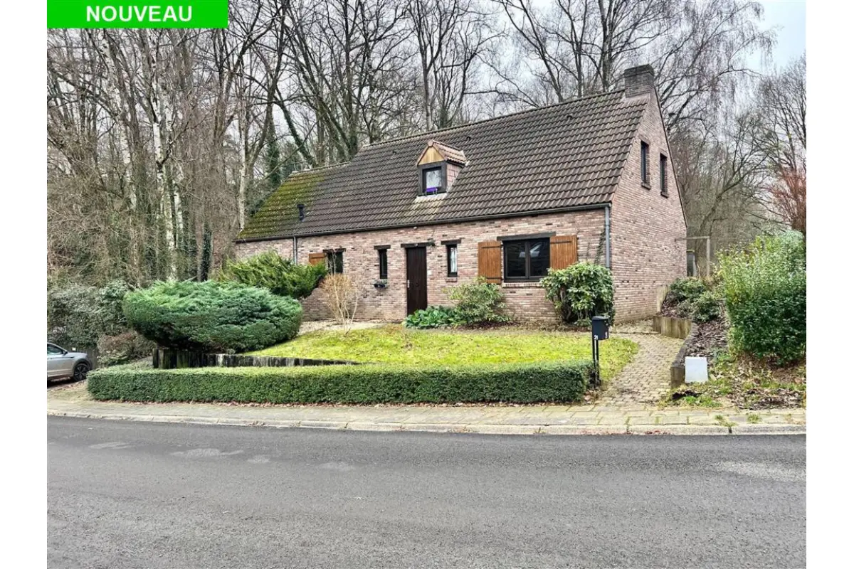 Maison à louer à Wavre 1300 1600.00€ 3 chambres 180.00m² - Annonce 746552