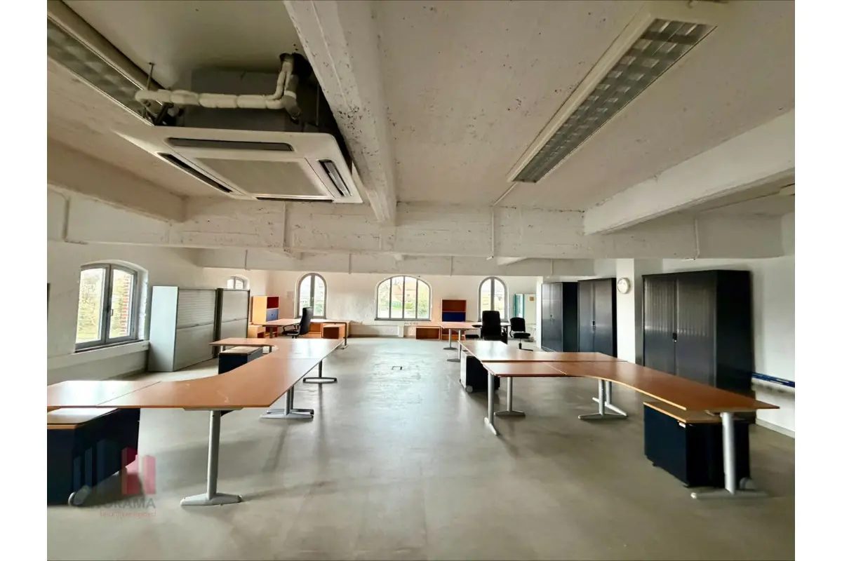 Commerce à louer à Haacht 3150 1792.00€  chambres 250.00m² - Annonce 747376