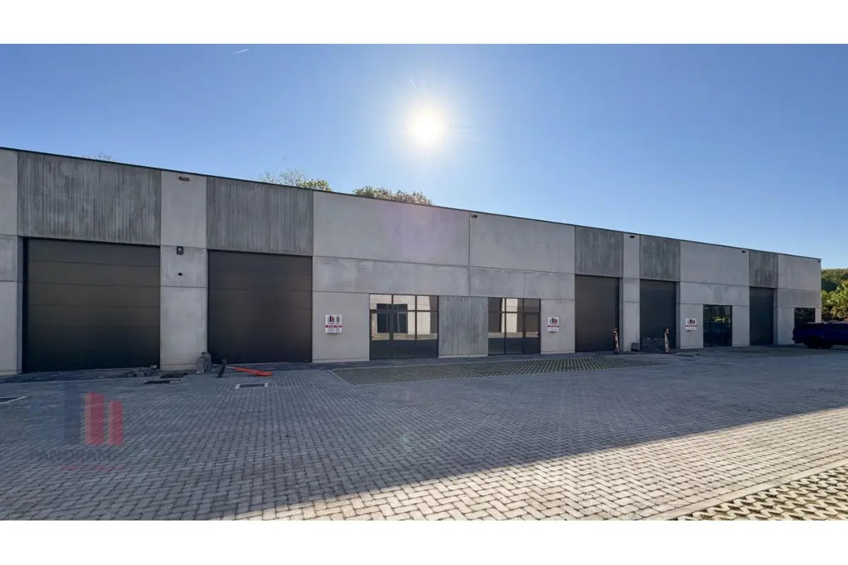 Handelszaak te  huur in Affligem 1790 1800.00€  slaapkamers 240.00m² - Zoekertje 747379