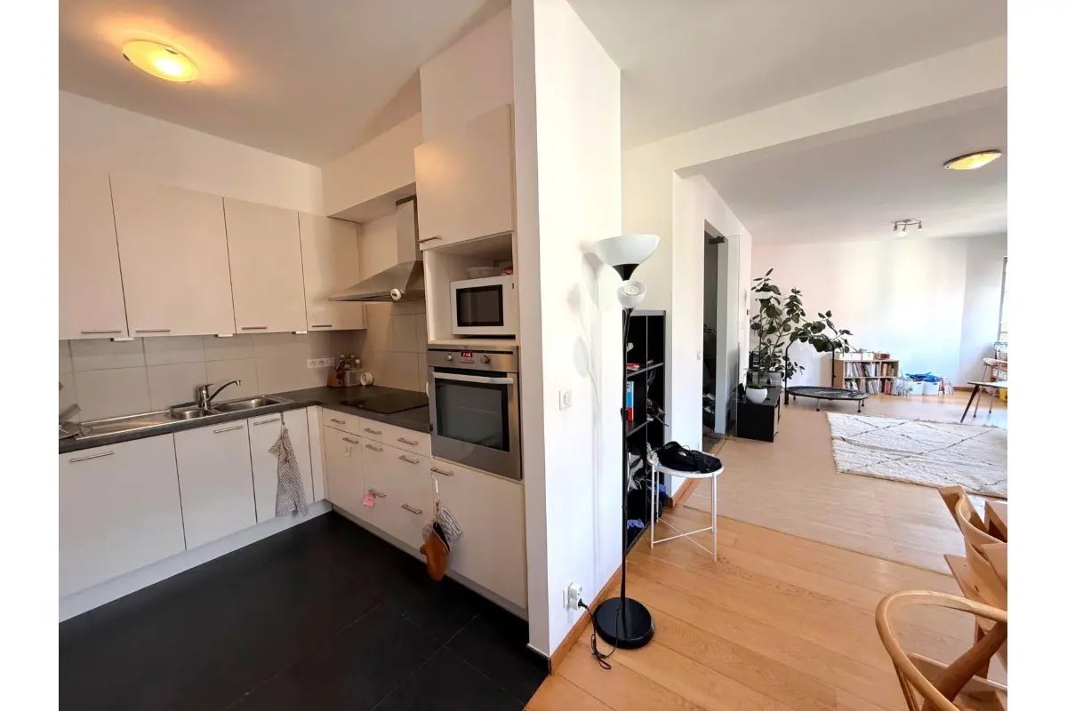 Appartement te  in Kraainem 1950 1675.00€ 2 slaapkamers 140.00m² - Zoekertje 747101