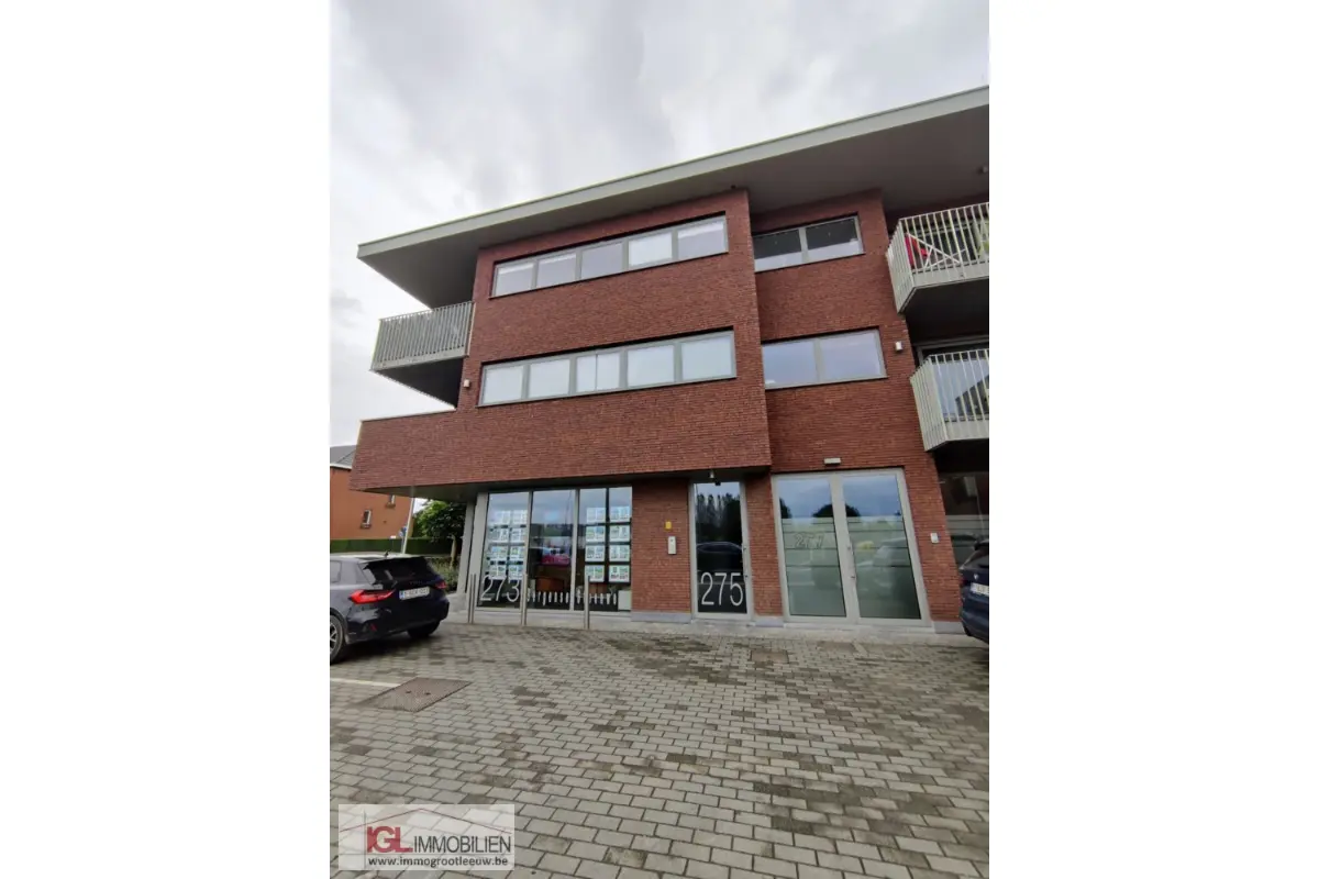 Appartement te  in Sint-Pieters-Leeuw 1600 1050.00€ 2 slaapkamers 86.00m² - Zoekertje 747361